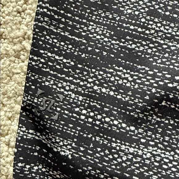 Lululemon T.H.E. Short *Linerless 9” All Court Texture White Black - Picture 11 of 15